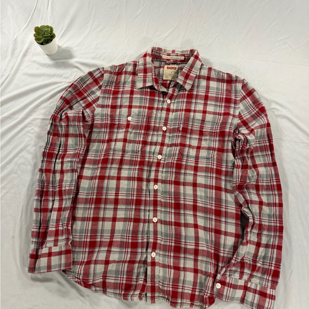 Levi’s Silver Tab Plaid Flannel Size L Red White Grey Cotton